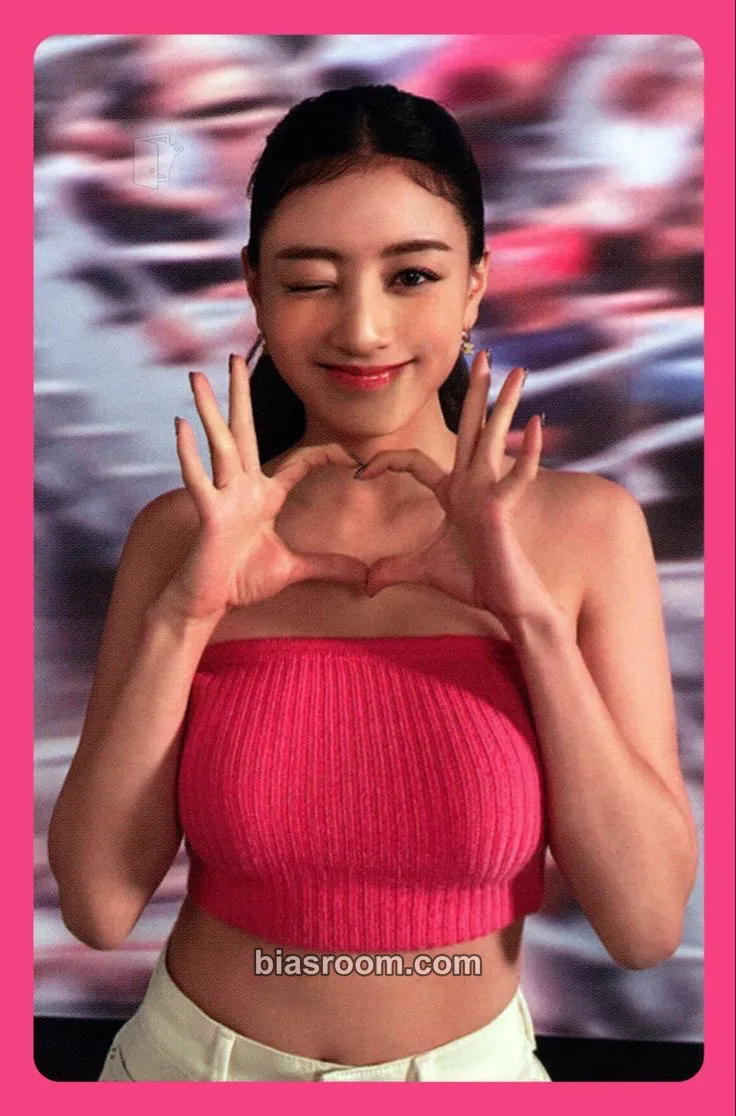 Jihyo Ready To Be Photocard - TWICE - TWICE K-pop photocard