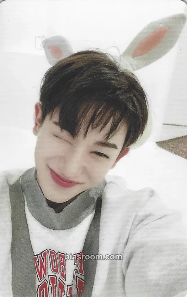 MONSTA X - Wonho - Obsession Album lucky draw mini photocard