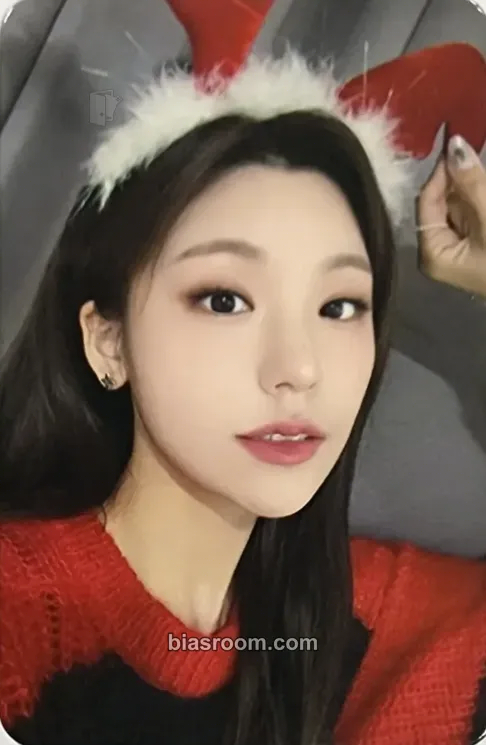 Yeji Cheshire Photocard - ITZY - ITZY K-pop photocard