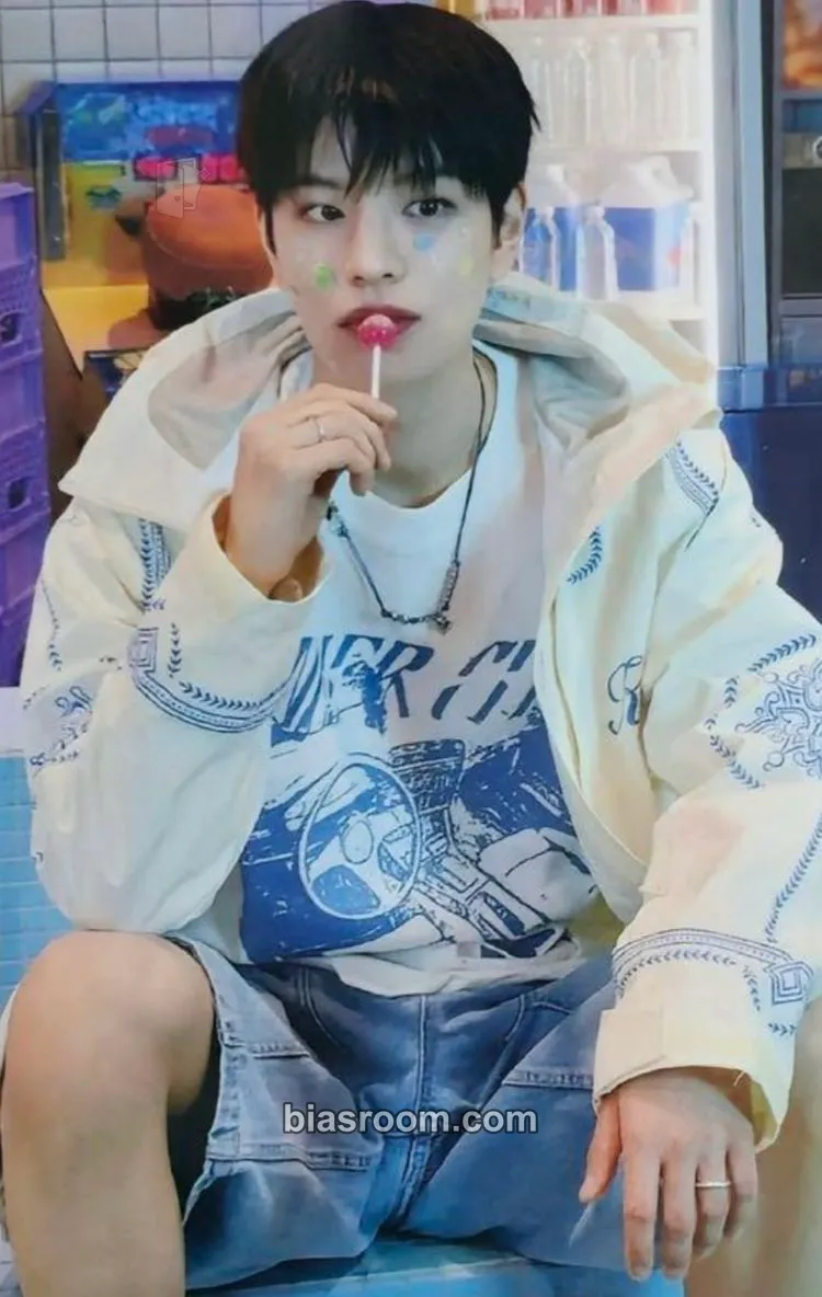 Seungmin KARMA Photocard - Stray Kids - Stray Kids K-pop photocard