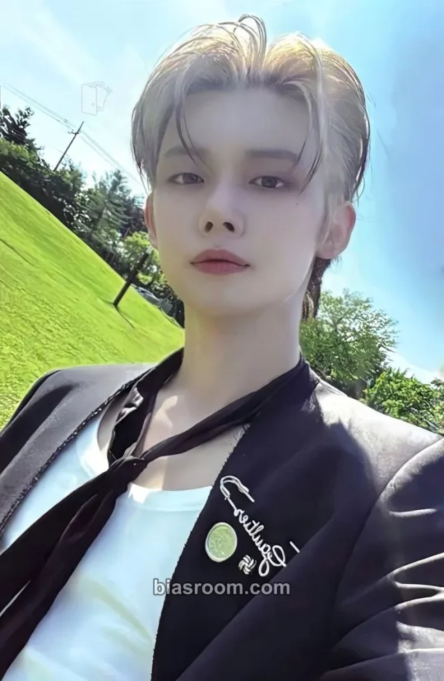 TOMORROW X TOGETHER - Yeonjun - ACT:TOMORROW Event moa zone