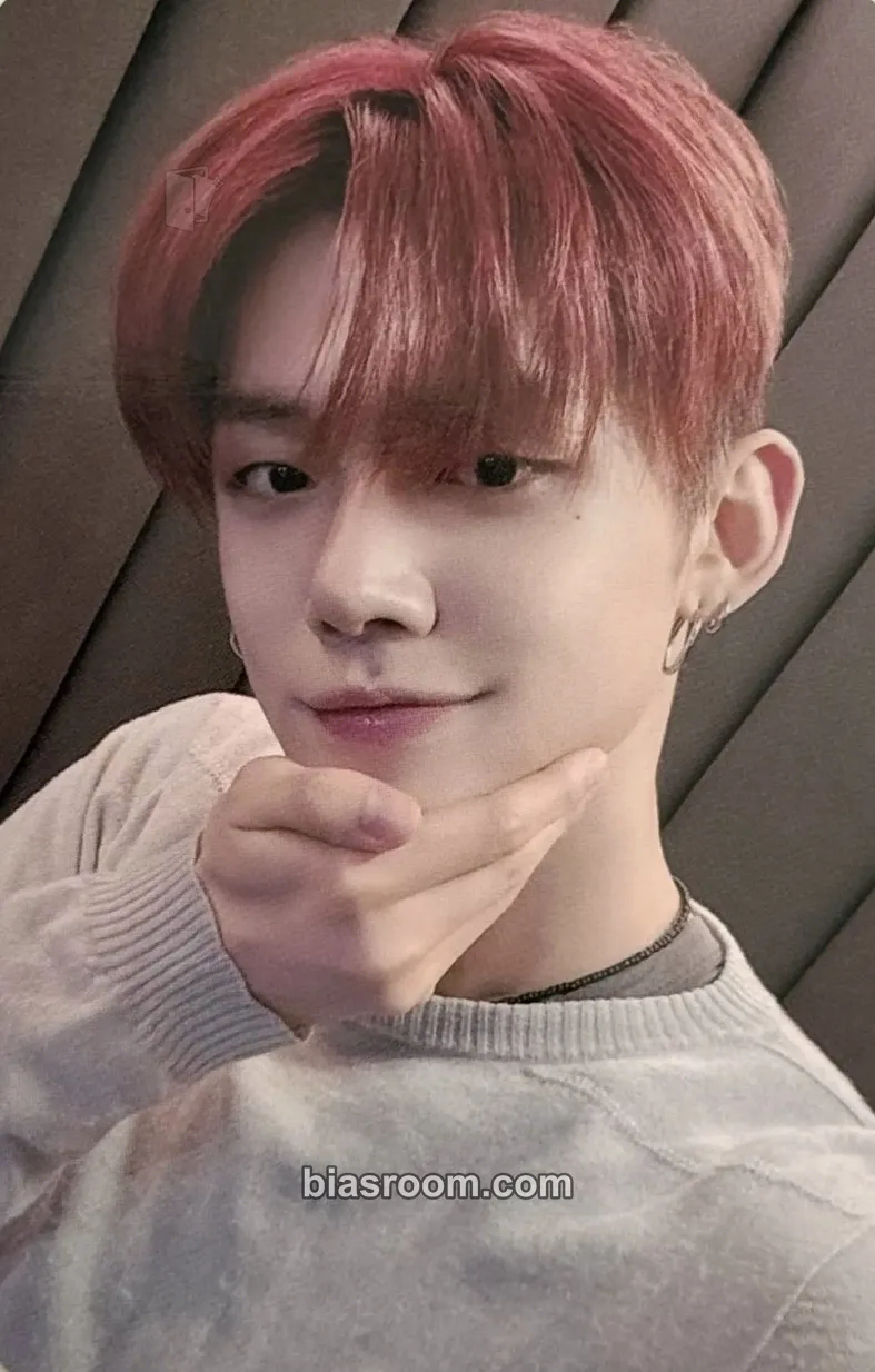 Yeonjun The Star Chapter: Sanctuary Photocard - TOMORROW X TOGETHER - TOMORROW X TOGETHER K-pop photocard