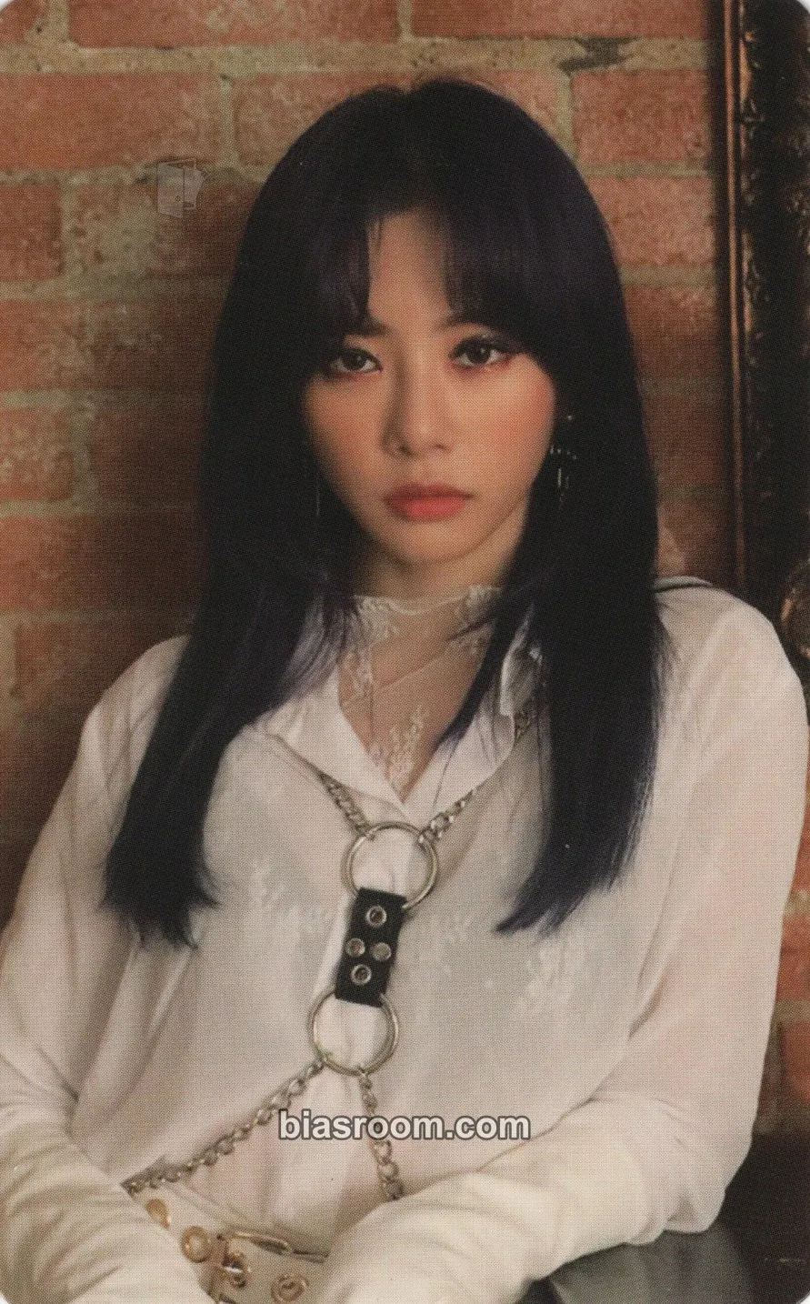 JiU Dystopia: The Tree of Language Photocard - Dreamcatcher - Dreamcatcher K-pop photocard
