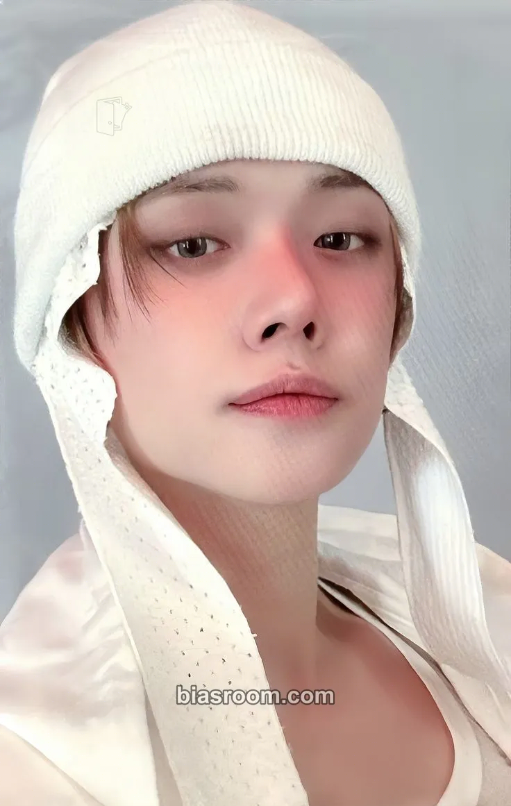 Yeonjun The Star Chapter: Together Photocard - TOMORROW X TOGETHER - TOMORROW X TOGETHER K-pop photocard