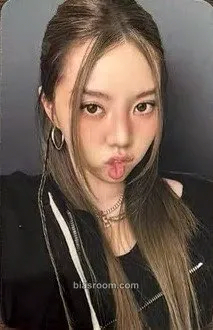 Bailey FAMOUS Photocard - ALLDAY PROJECT - ALLDAY PROJECT K-pop photocard