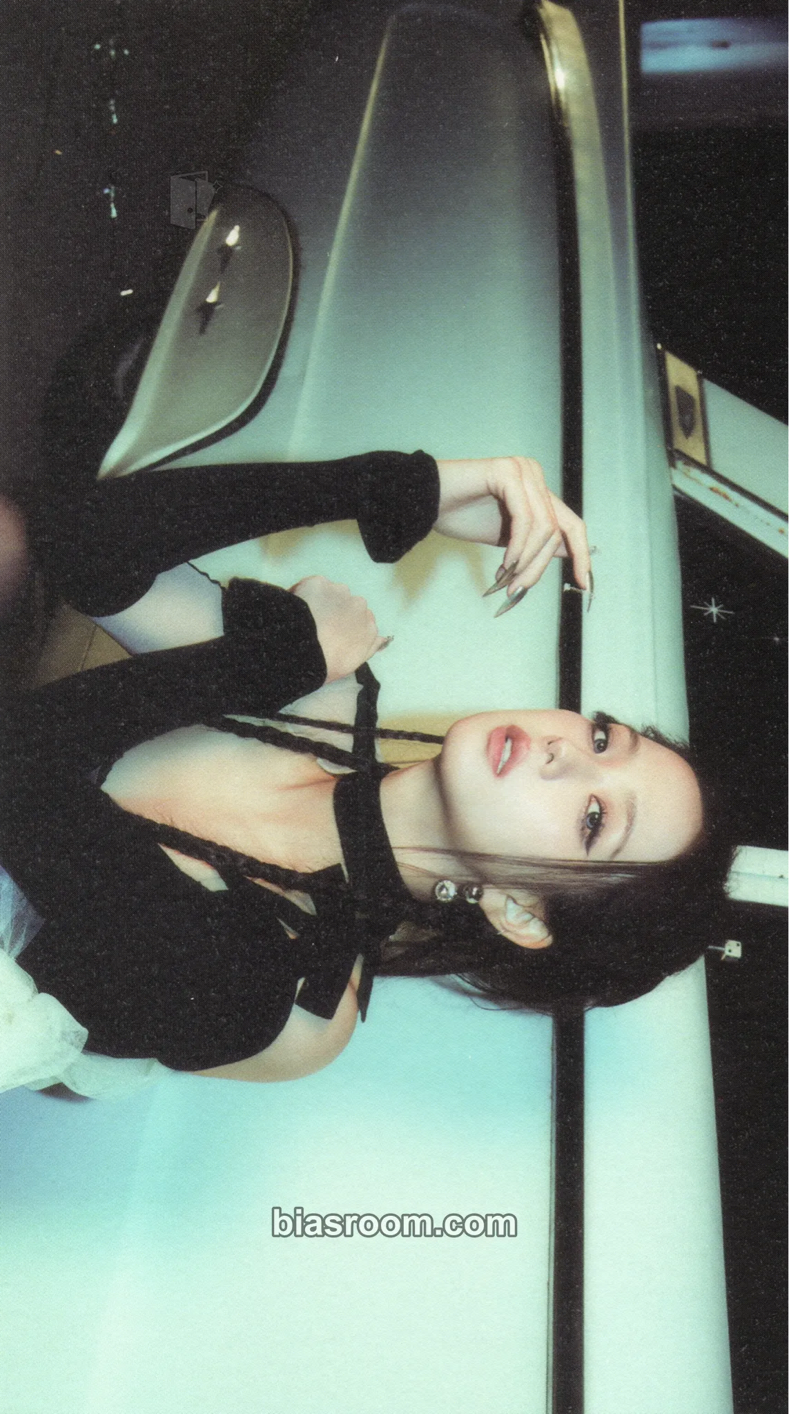 Jisoo AMORTAGE (Jisoo solo) Photocard - BLACKPINK - BLACKPINK K-pop photocard