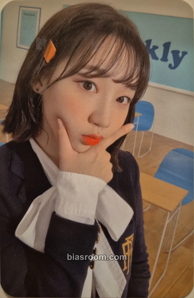 Weeekly - Jiyoon - We Are Album album photocard B version