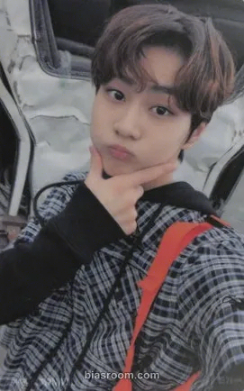 Jungwon BORDER: CARNIVAL Photocard - ENHYPEN - ENHYPEN K-pop photocard