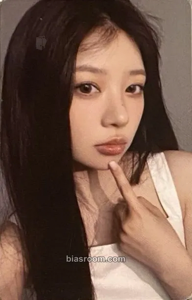 Moka SUPER REAL ME Photocard - ILLIT - ILLIT K-pop photocard