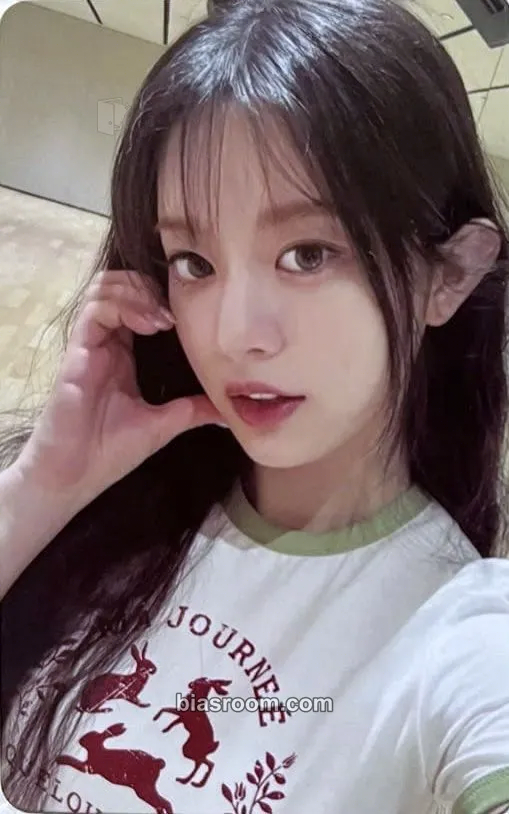 Minju SUPER REAL ME Photocard - ILLIT - ILLIT K-pop photocard