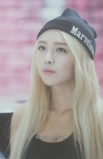 Yoojin Deepened Photocard - BBGIRLS - BBGIRLS K-pop photocard