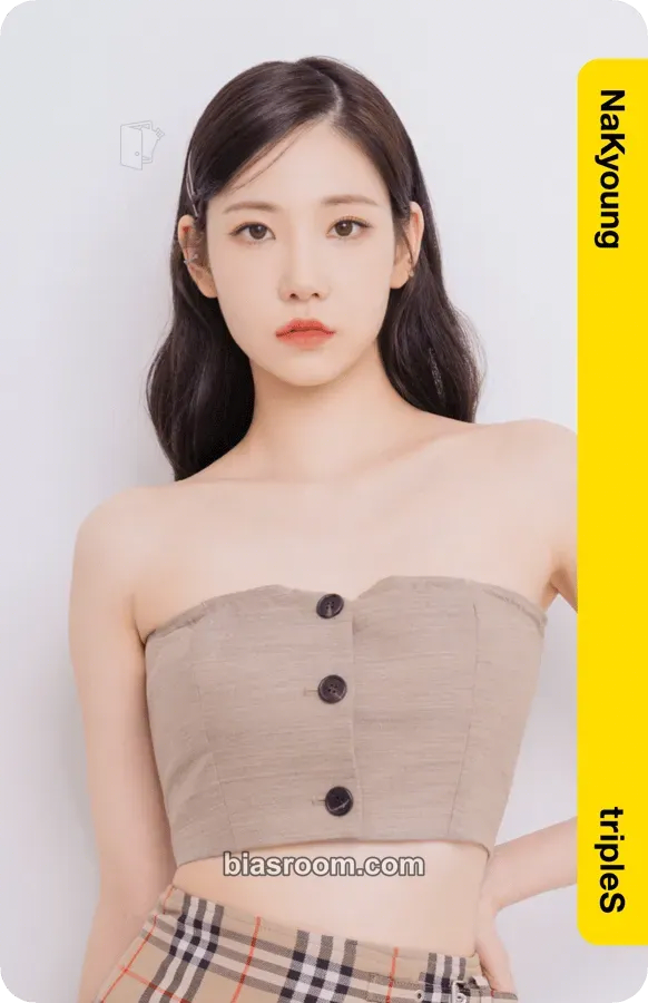 Nakyoung Atom01 First Class Objekts Photocard - tripleS - tripleS K-pop photocard