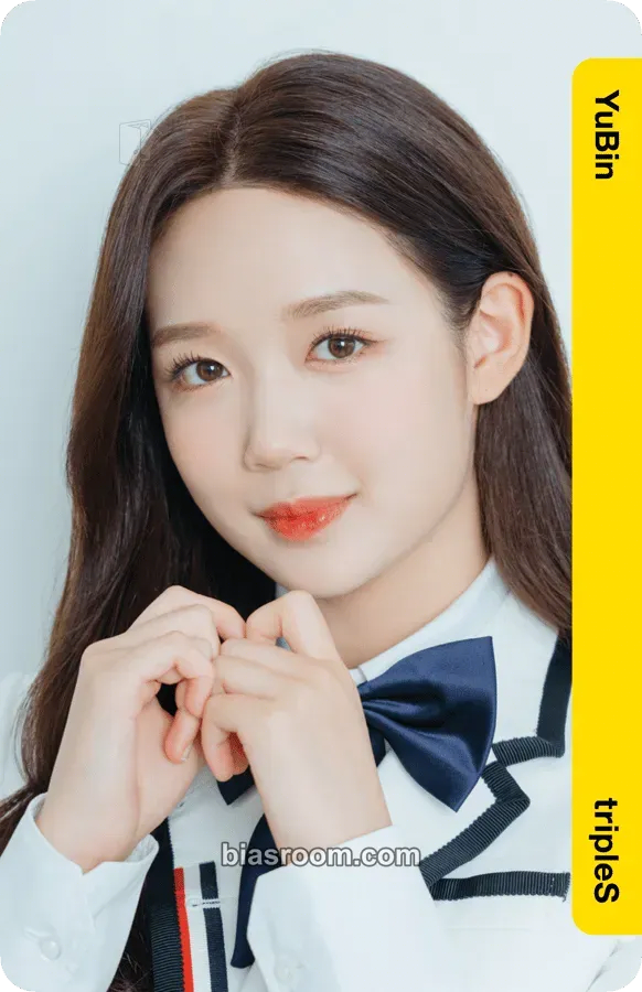 Yubin Atom01 First Class Objekts Photocard - tripleS - tripleS K-pop photocard