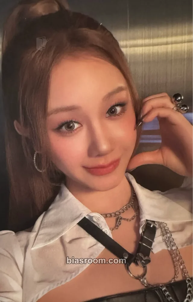 BABYMONSTER - Pharita - WE GO UP Album we version album photocard