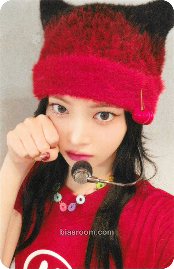 Hong Eunchae CRAZY (Japanese Ver.) Photocard - LE SSERAFIM - LE SSERAFIM K-pop photocard