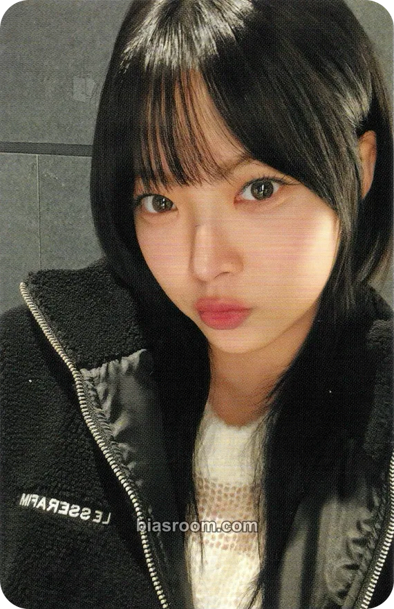 Hong Eunchae CRAZY (Japanese Ver.) Photocard - LE SSERAFIM - LE SSERAFIM K-pop photocard