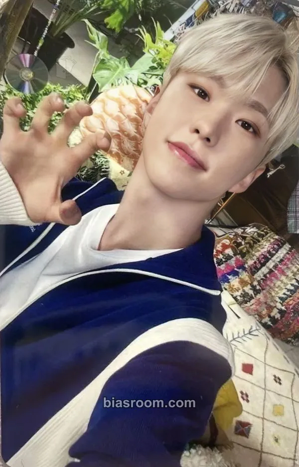 Hoshi Shohikigen Photocard - SEVENTEEN - SEVENTEEN K-pop photocard