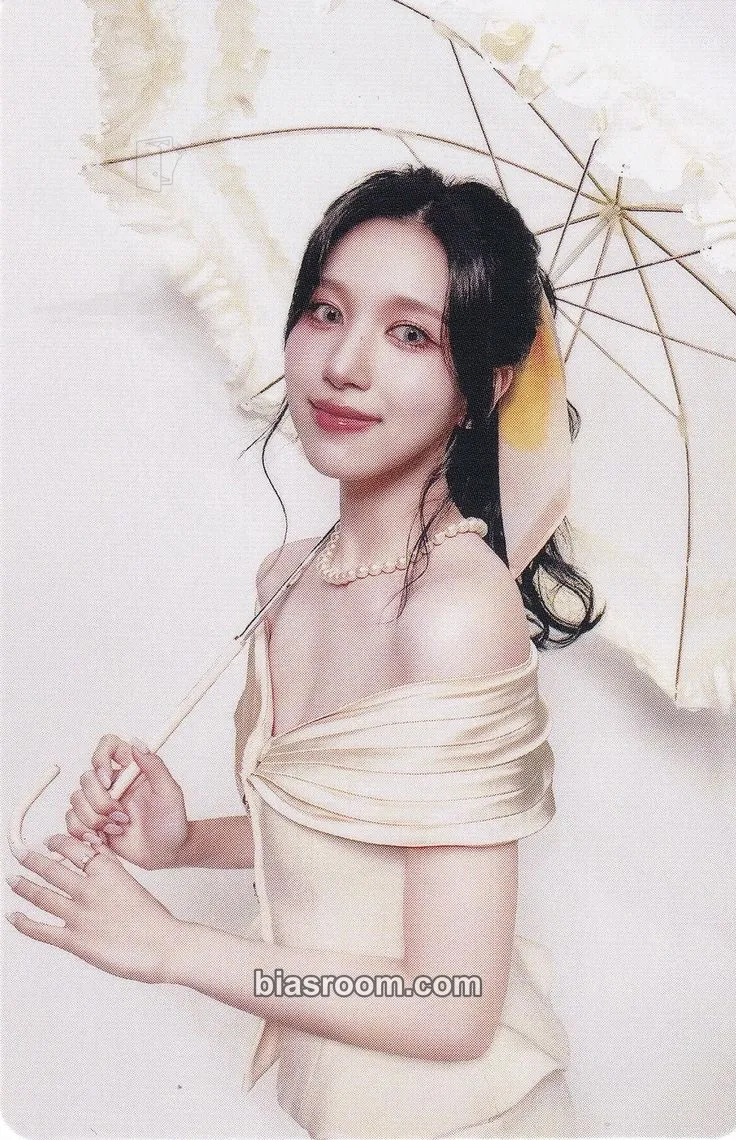 Mina HAUTE COUTURE Photocard - TWICE - TWICE K-pop photocard