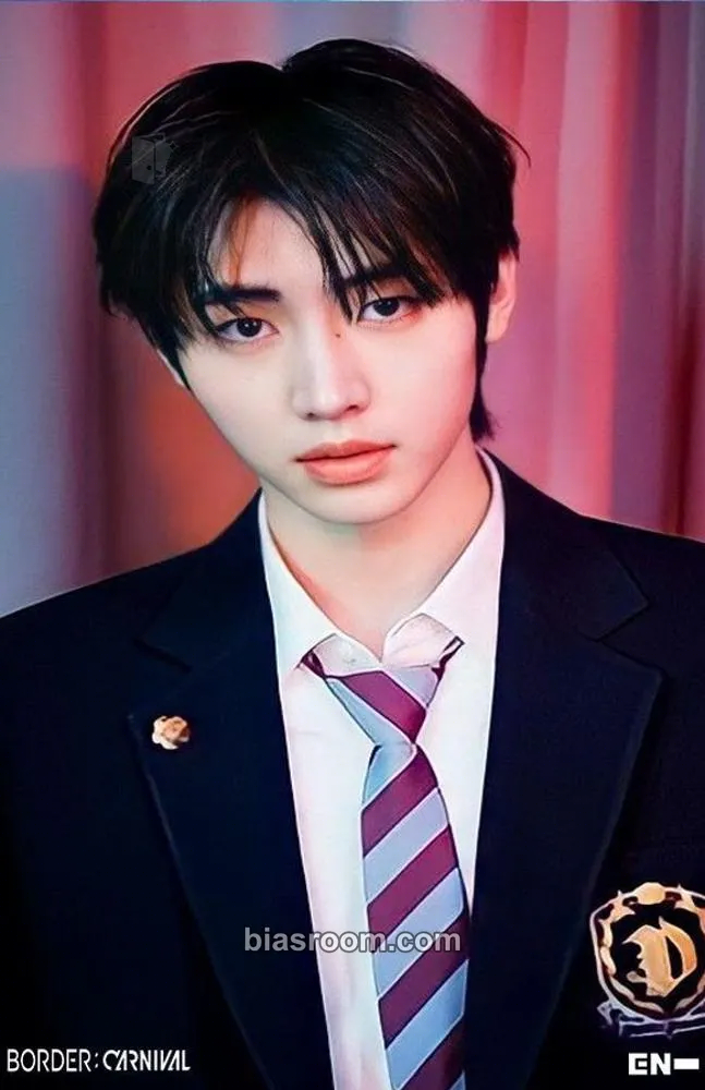 Sunghoon BORDER: CARNIVAL Photocard - ENHYPEN - ENHYPEN K-pop photocard