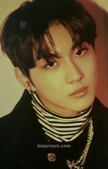 Jungwon BORDER: CARNIVAL Photocard - ENHYPEN - ENHYPEN K-pop photocard