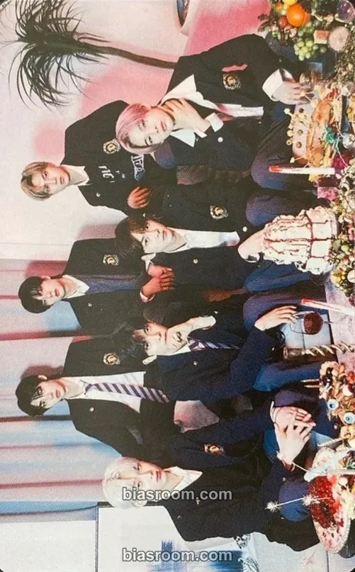 BORDER: CARNIVAL Photocard - ENHYPEN - ENHYPEN K-pop photocard