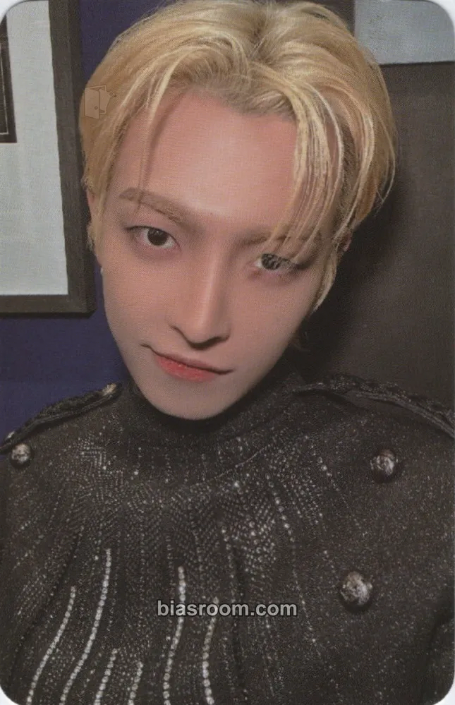 Hongjoong FEVER Series Platform Repackage Pre-Order Photocard - ATEEZ - ATEEZ K-pop photocard