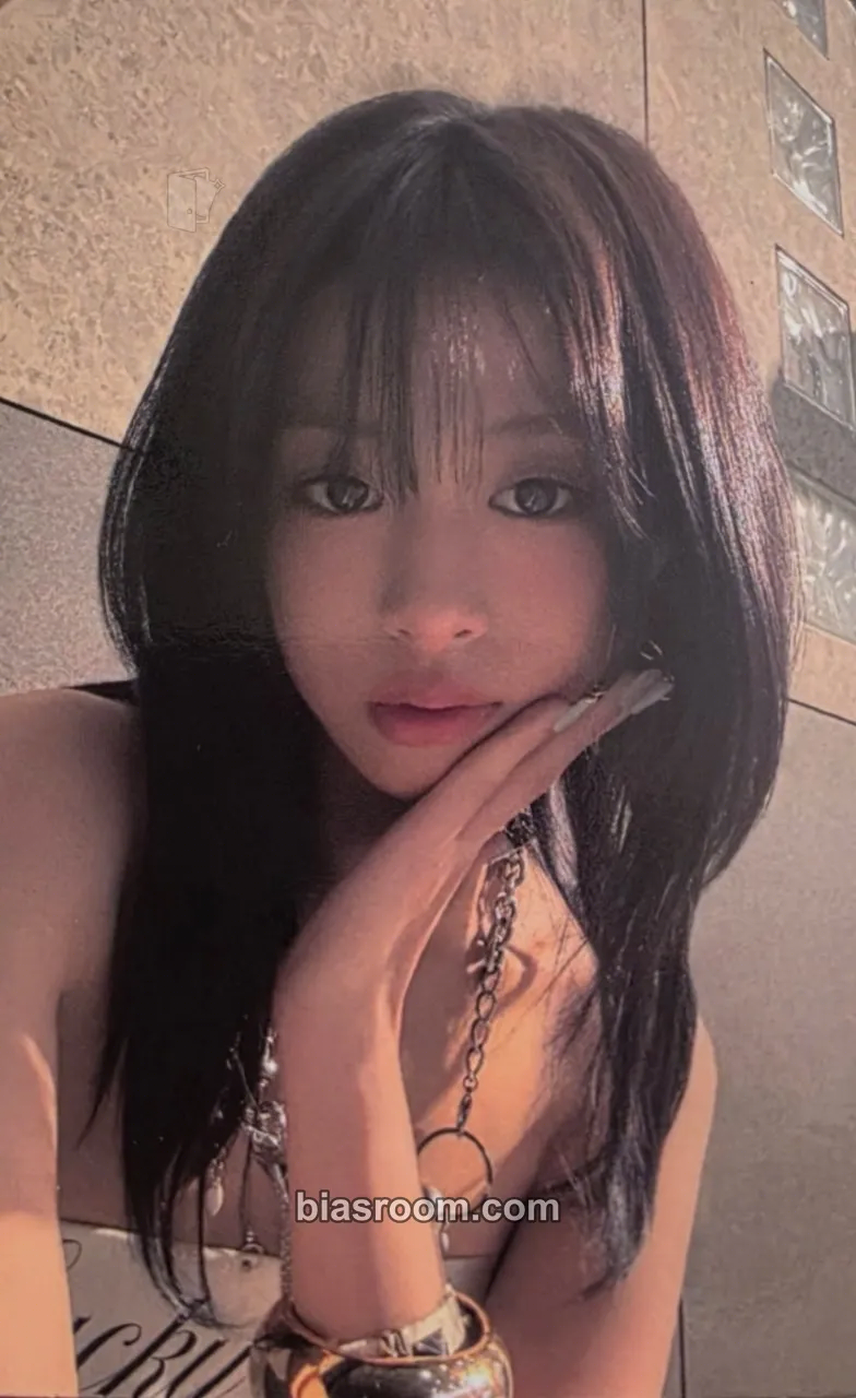 Ahyeon WE GO UP Photocard - BABYMONSTER - BABYMONSTER K-pop photocard