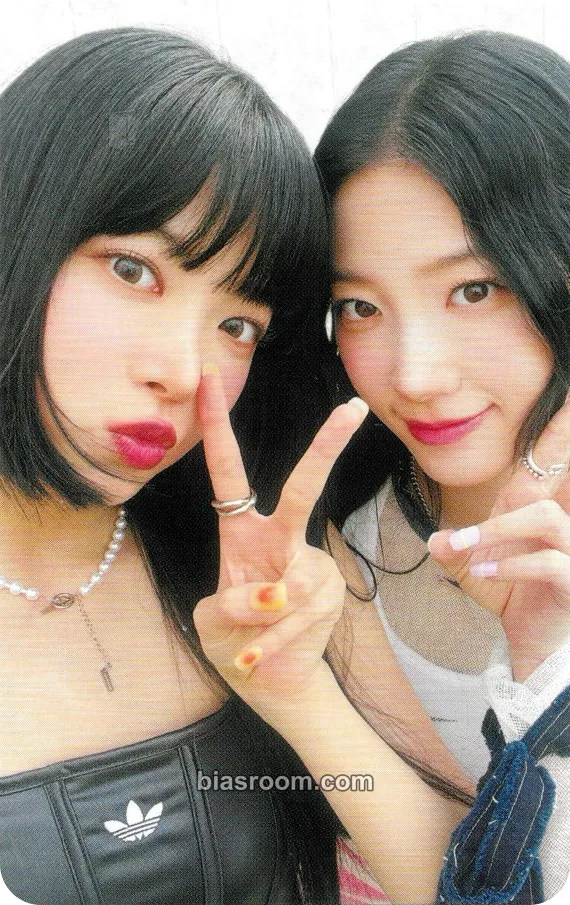 UNFORGIVEN (Japanese Ver) Photocard - LE SSERAFIM - LE SSERAFIM K-pop photocard