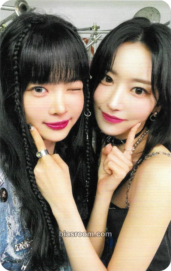 UNFORGIVEN (Japanese Ver) Photocard - LE SSERAFIM - LE SSERAFIM K-pop photocard