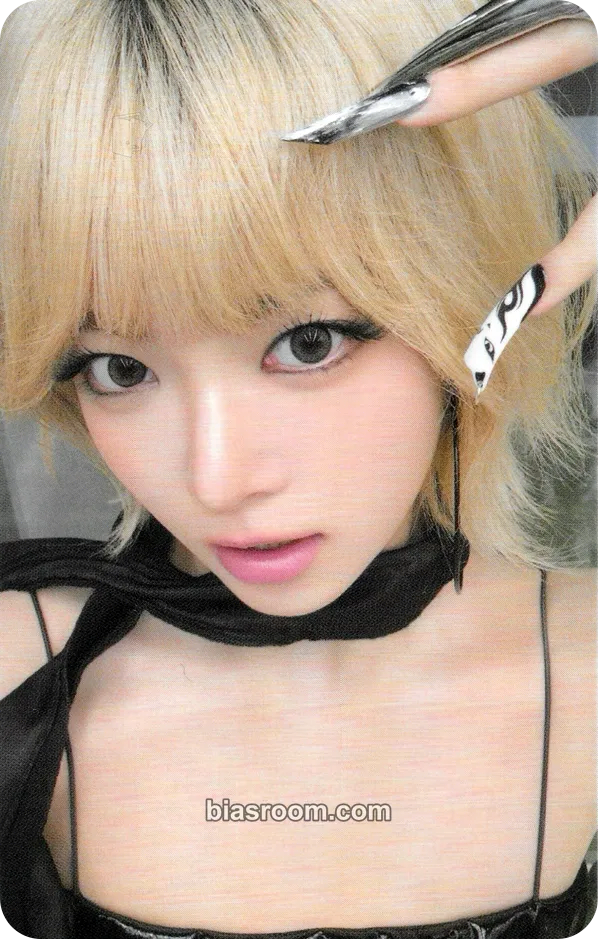 Hong Eunchae HOT Photocard - LE SSERAFIM - LE SSERAFIM K-pop photocard