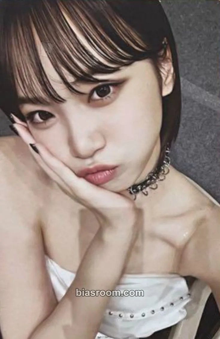 Kim Chaewon HOT Photocard - LE SSERAFIM - LE SSERAFIM K-pop photocard
