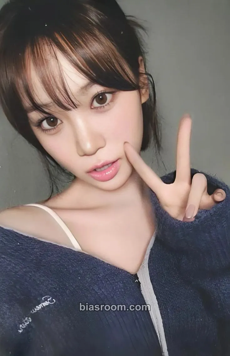 Kim Chaewon HOT Photocard - LE SSERAFIM - LE SSERAFIM K-pop photocard
