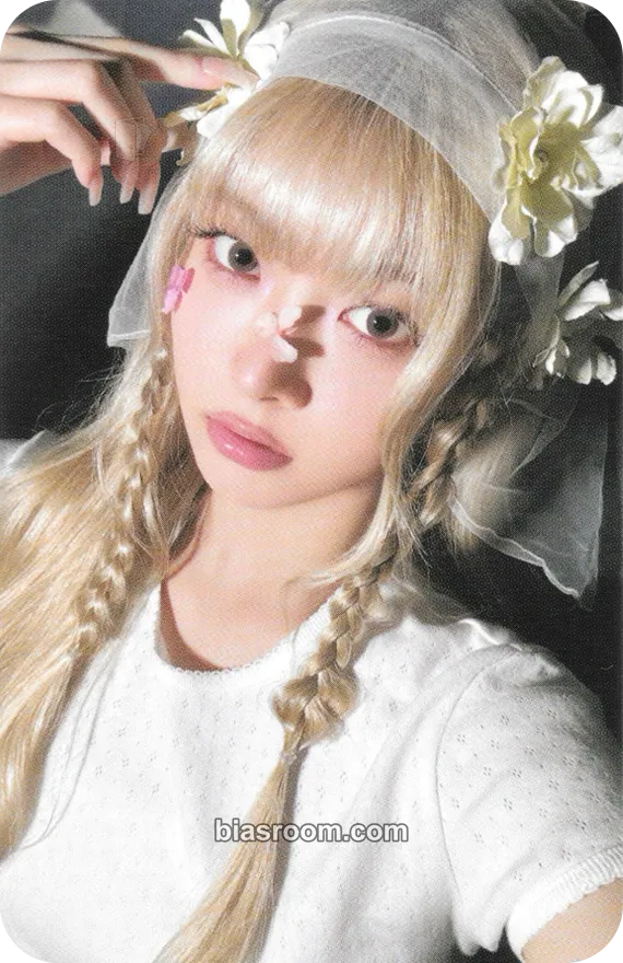 Hong Eunchae HOT Photocard - LE SSERAFIM - LE SSERAFIM K-pop photocard