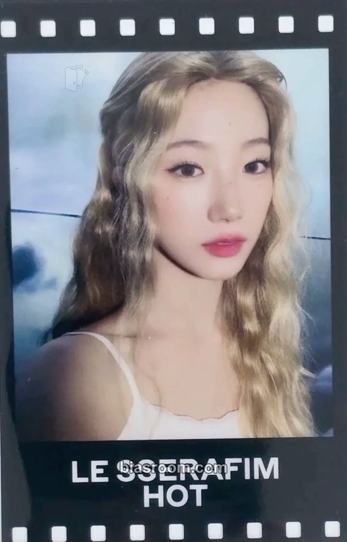 Kazuha HOT Photocard - LE SSERAFIM - LE SSERAFIM K-pop photocard