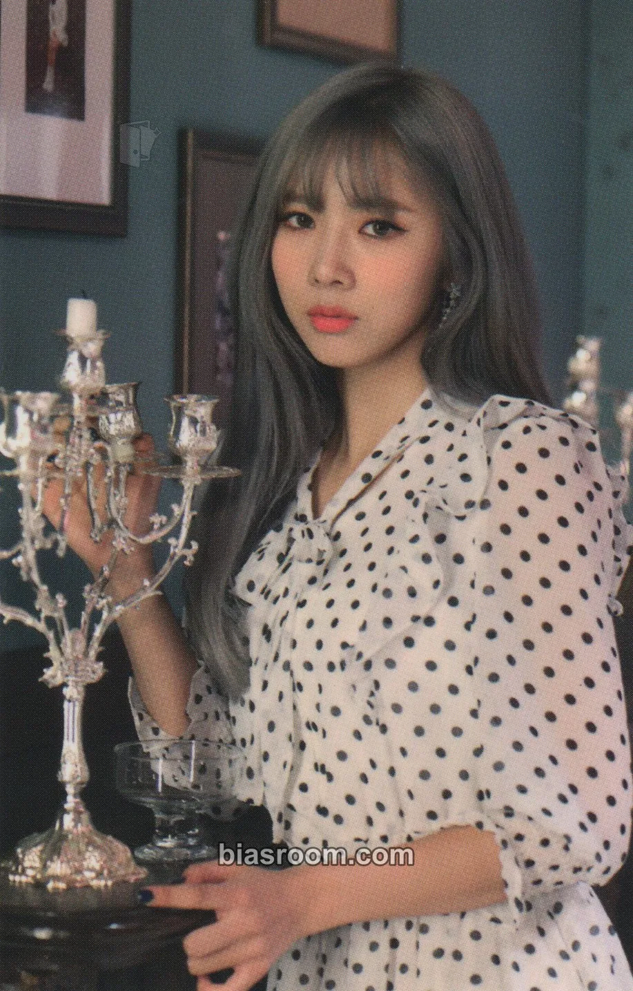 Yoohyeon Escape the ERA Photocard - Dreamcatcher - Dreamcatcher K-pop photocard