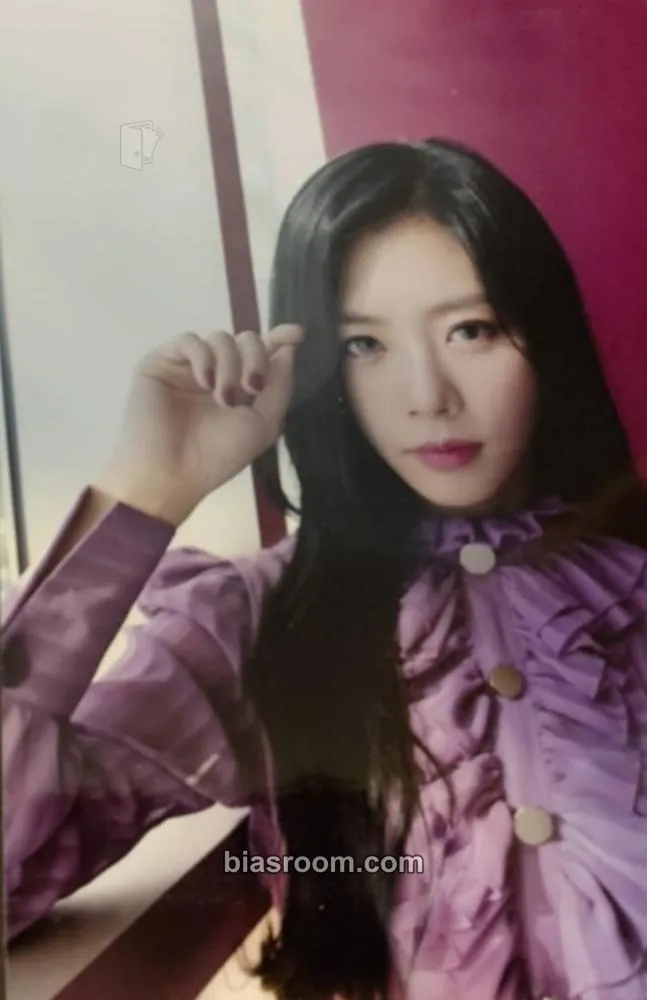 JiU Escape the ERA Photocard - Dreamcatcher - Dreamcatcher K-pop photocard