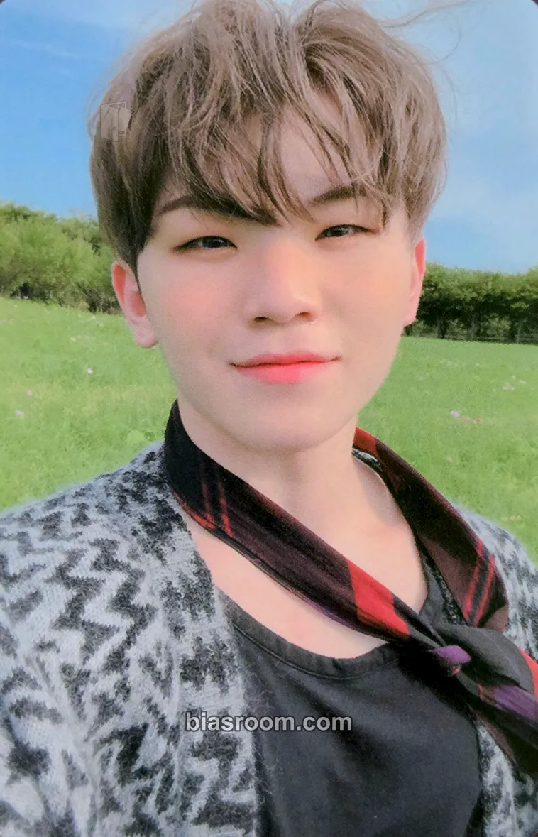 Woozi An Ode Photocard - SEVENTEEN - SEVENTEEN K-pop photocard