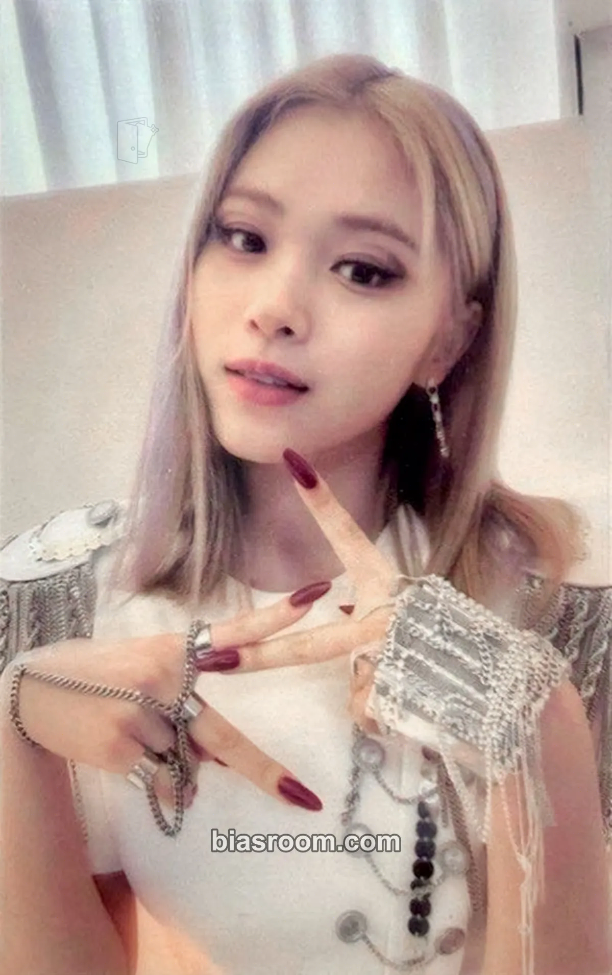 Ryujin GUESS WHO Photocard - ITZY - ITZY K-pop photocard