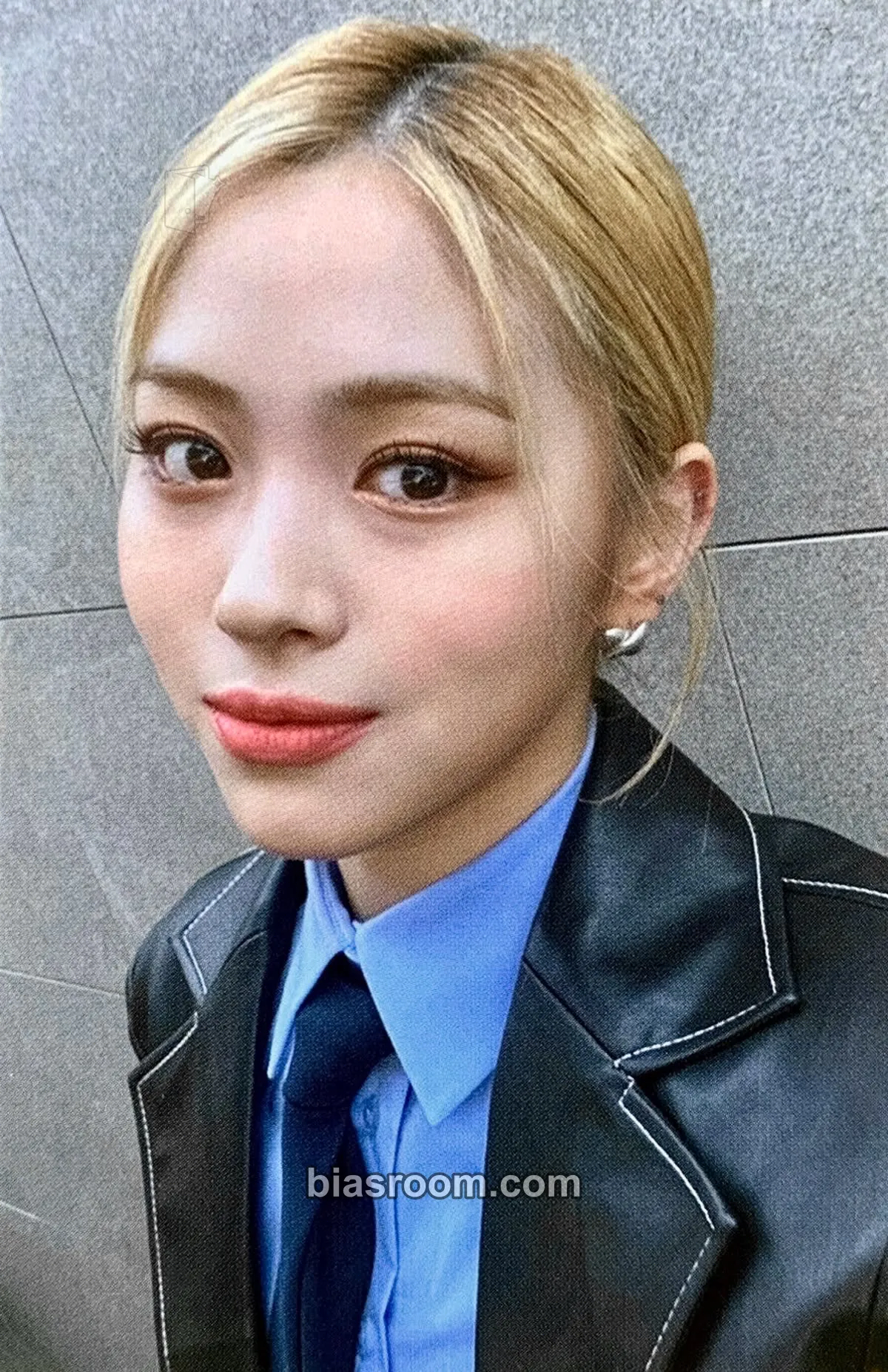 Ryujin GUESS WHO Photocard - ITZY - ITZY K-pop photocard