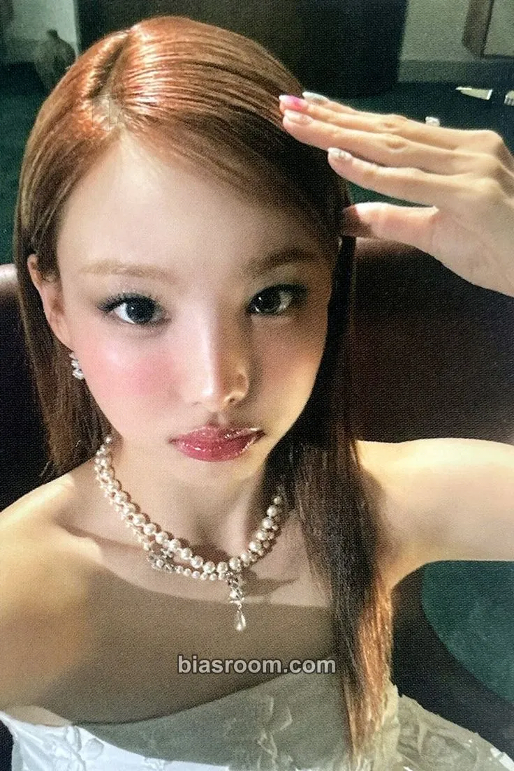 Nayeon Na Photocard - TWICE - TWICE K-pop photocard