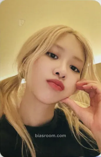 Rosé Born Pink In Cinemas Photocard - BLACKPINK - BLACKPINK K-pop photocard