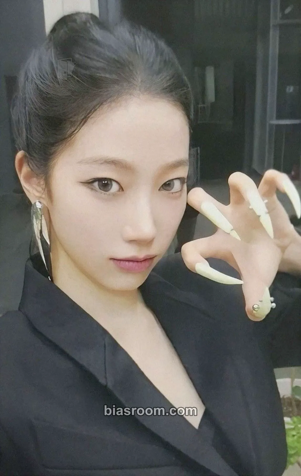 Kazuha HOT Photocard - LE SSERAFIM - LE SSERAFIM K-pop photocard