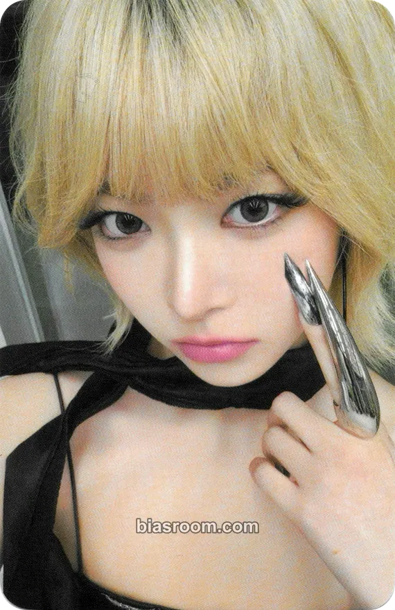 Hong Eunchae HOT Photocard - LE SSERAFIM - LE SSERAFIM K-pop photocard