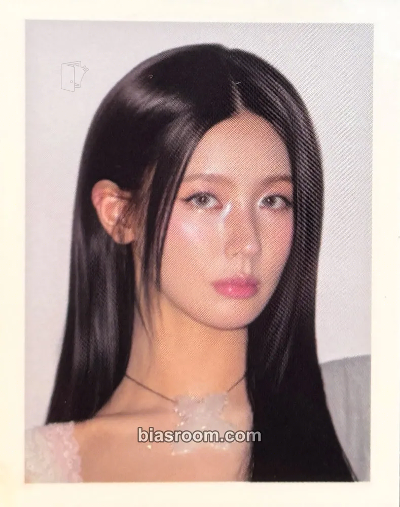 Miyeon MY, Lover Photocard - i-dle - i-dle K-pop photocard