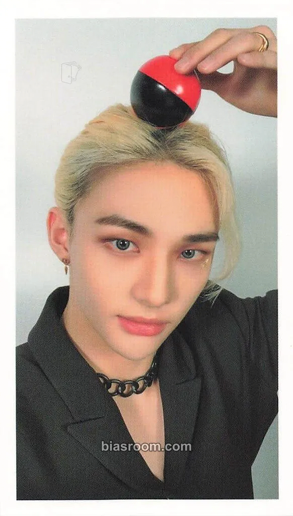 Hyunjin CIRCUS Photocard - Stray Kids - Stray Kids K-pop photocard