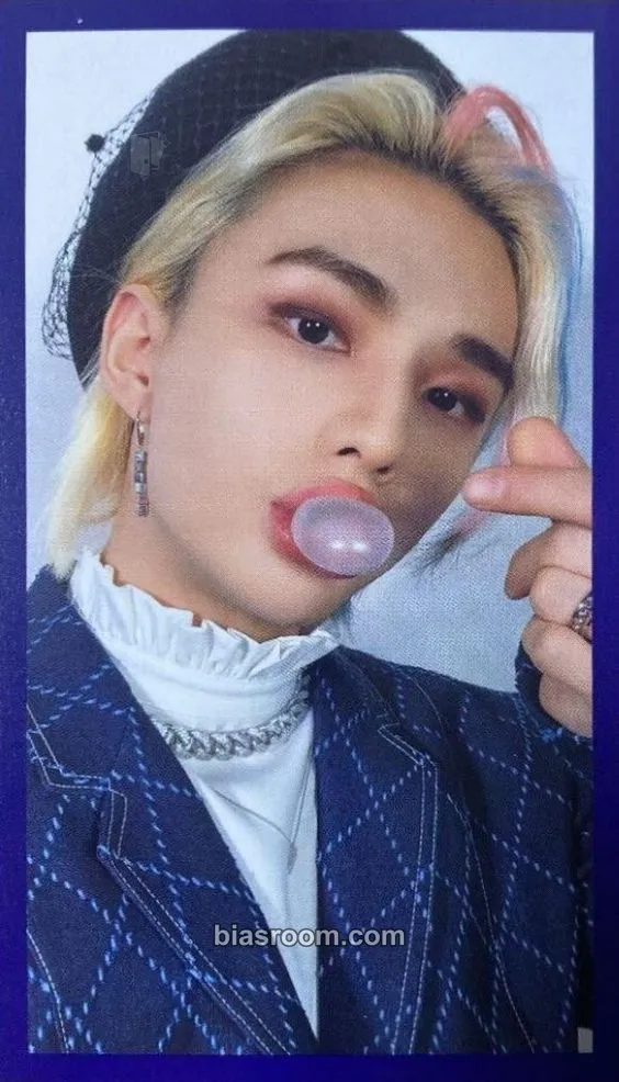 Hyunjin CIRCUS Photocard - Stray Kids - Stray Kids K-pop photocard