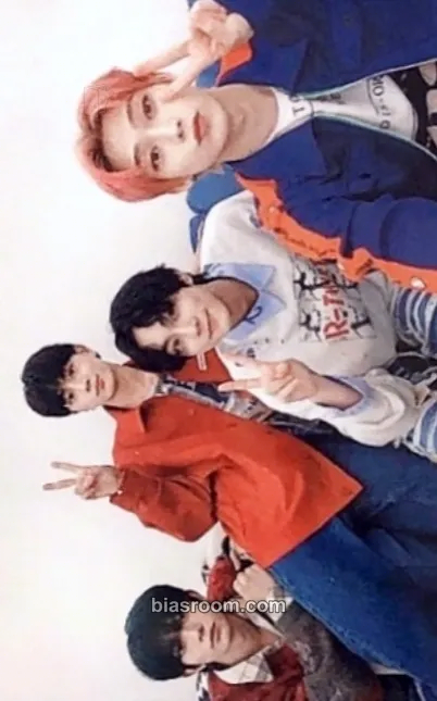 2021 Holiday Collection Little Wishes Photocard - ENHYPEN - ENHYPEN K-pop photocard