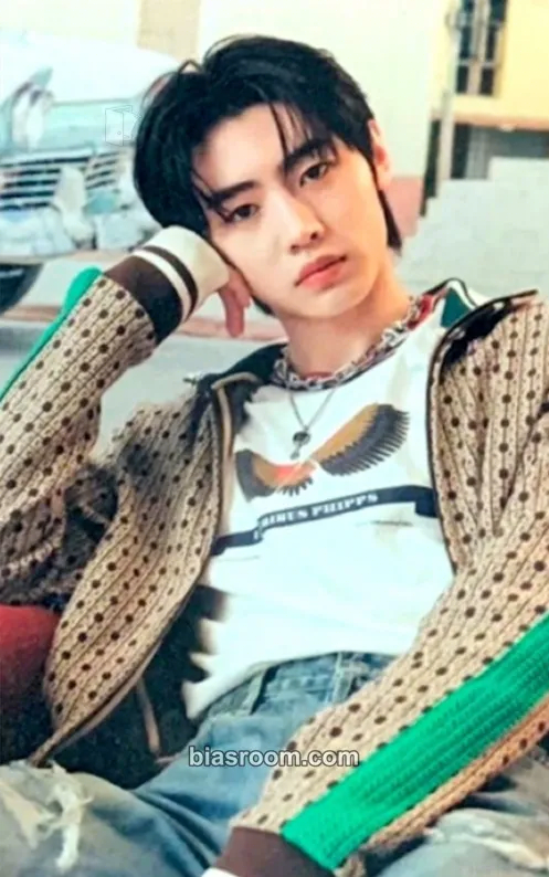Sunghoon 2021 Holiday Collection Little Wishes Photocard - ENHYPEN - ENHYPEN K-pop photocard