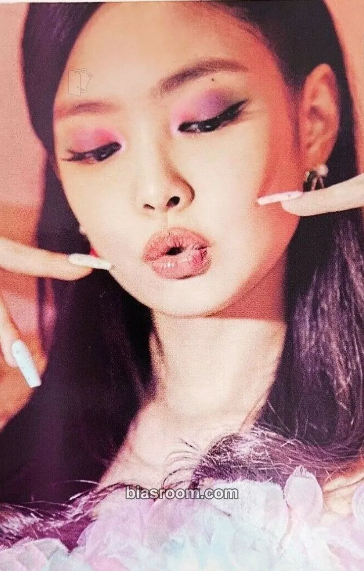 Jennie 4+1 THE ALBUM PHOTOBOOK - LIMITED EDITION Photocard - BLACKPINK - BLACKPINK K-pop photocard