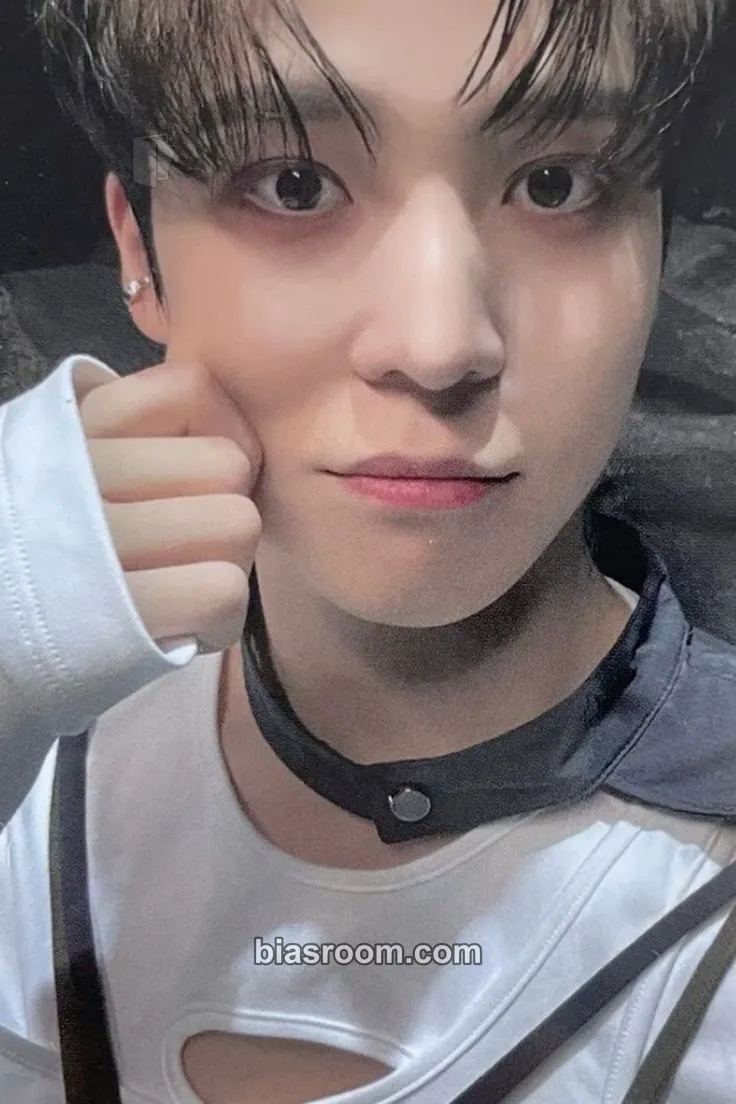 Yunho SPIN OFF : FROM THE WITNESS Photocard - ATEEZ - ATEEZ K-pop photocard